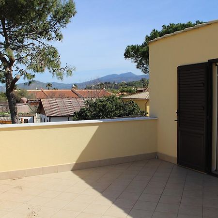 Casa Vacanze Roccella Beach Campofelice Di Roccella Eksteriør bilde